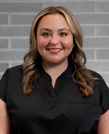 Registered dental assistant Cassy