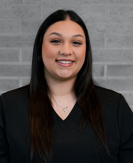 Registered dental assistant Lizette